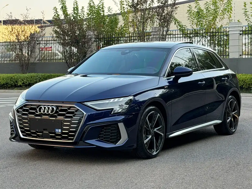 Audi A3 Facelift Sportback 35 TFSI Fashion Sport 2023