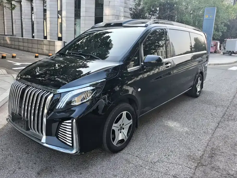 Mercedes-Benz Vito 2.0T Business 7-Seater 2024