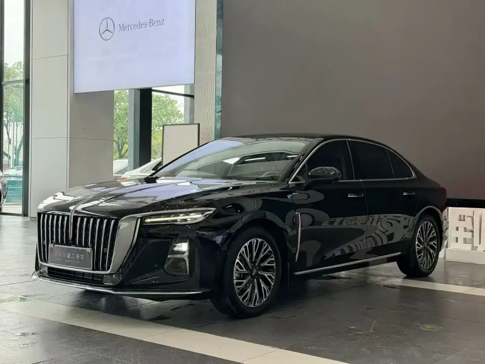 Hongqi H5 2.0T Automatic Smart Connect Flag Smooth Edition 2024