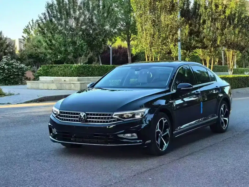 Volkswagen Magotan Model 2 Million Commemorative Edition 330TSI DSG Luxury 2023