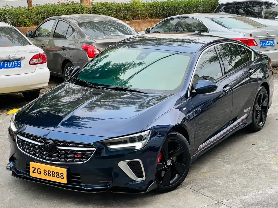Buick Regal GS Premium Edition 2021