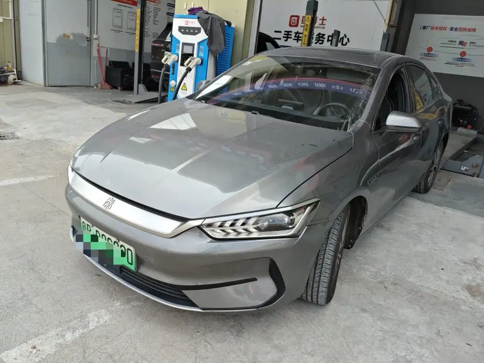 BYD Qin PLUS EV 500KM Luxury Model 2022