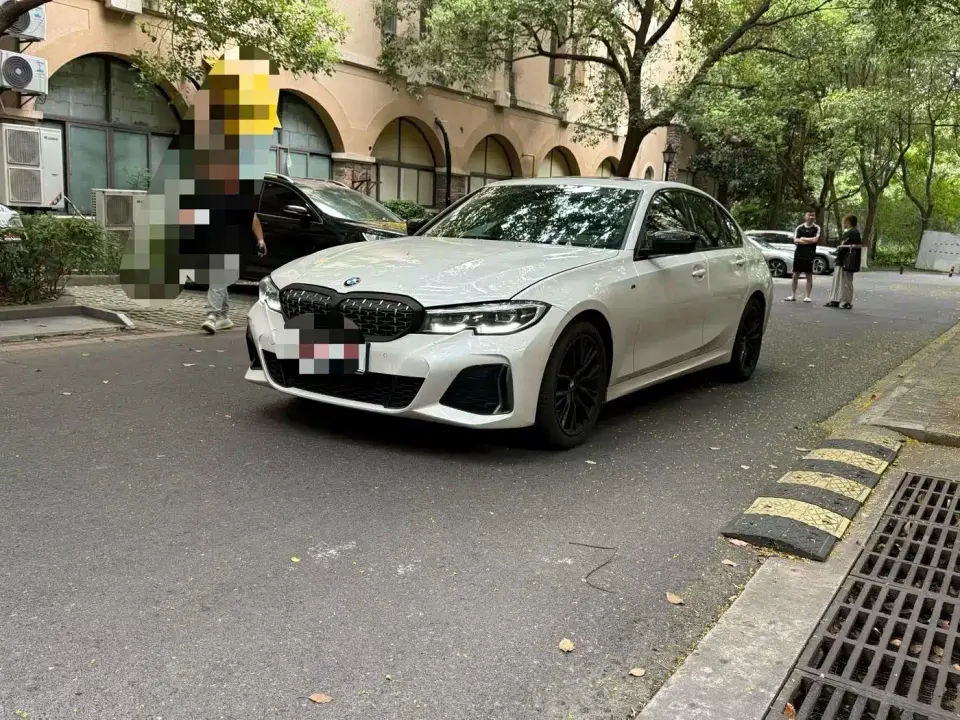 BMW 3 Series Facelift 325i M Sport Night Edition 2020