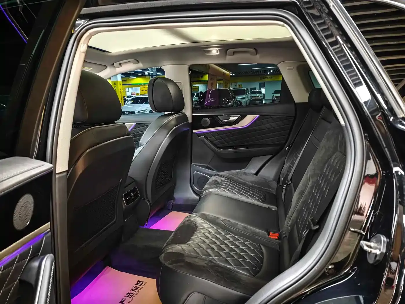 Hongqi HS5 2.0T Smart Connect Enjoy 4WD Edition 2020 — фото 11