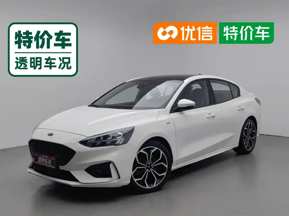 Ford Focus Sedan EcoBoost 180 Auto ST Line 2021
