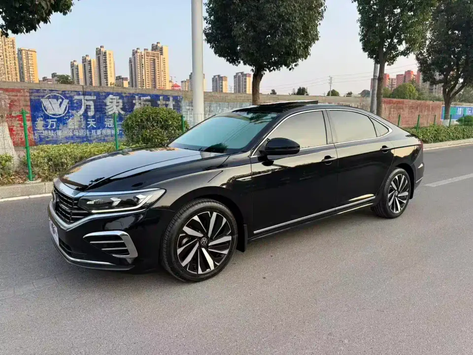 Volkswagen Passat 330TSI Elite Edition 2023