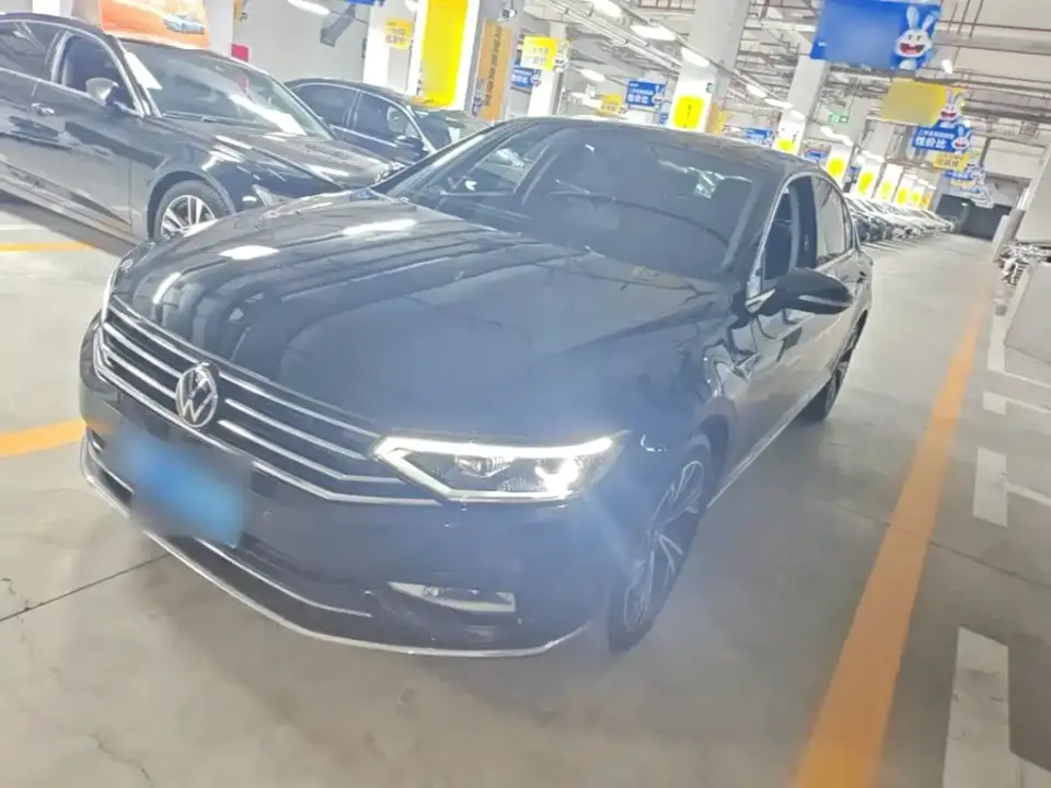 Volkswagen Magotan 330TSI DSG Luxury 2022