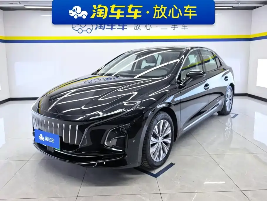 Hongqi E-QM5 500km Travel Edition 2024