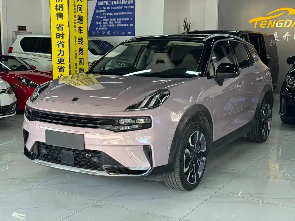 Lynk & Co 06 1.5T Shero Pink Special Edition 2022