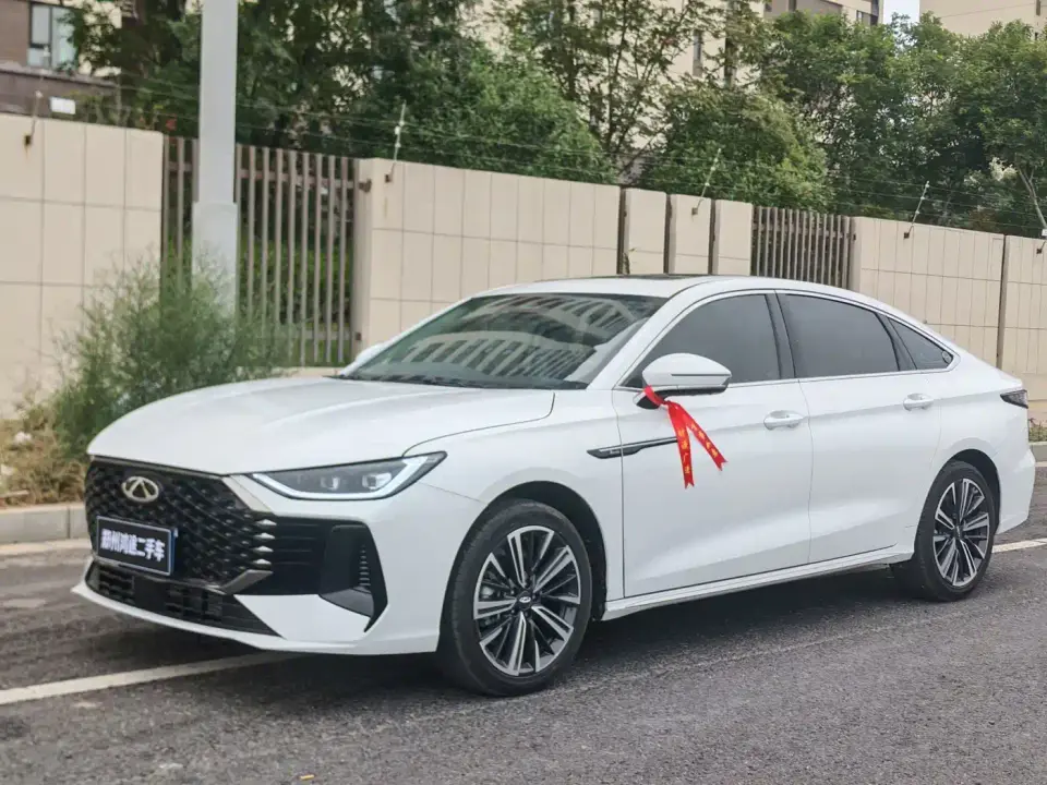 Chery Arrizo 8 PRO Pro 1.6T Luxury 2026