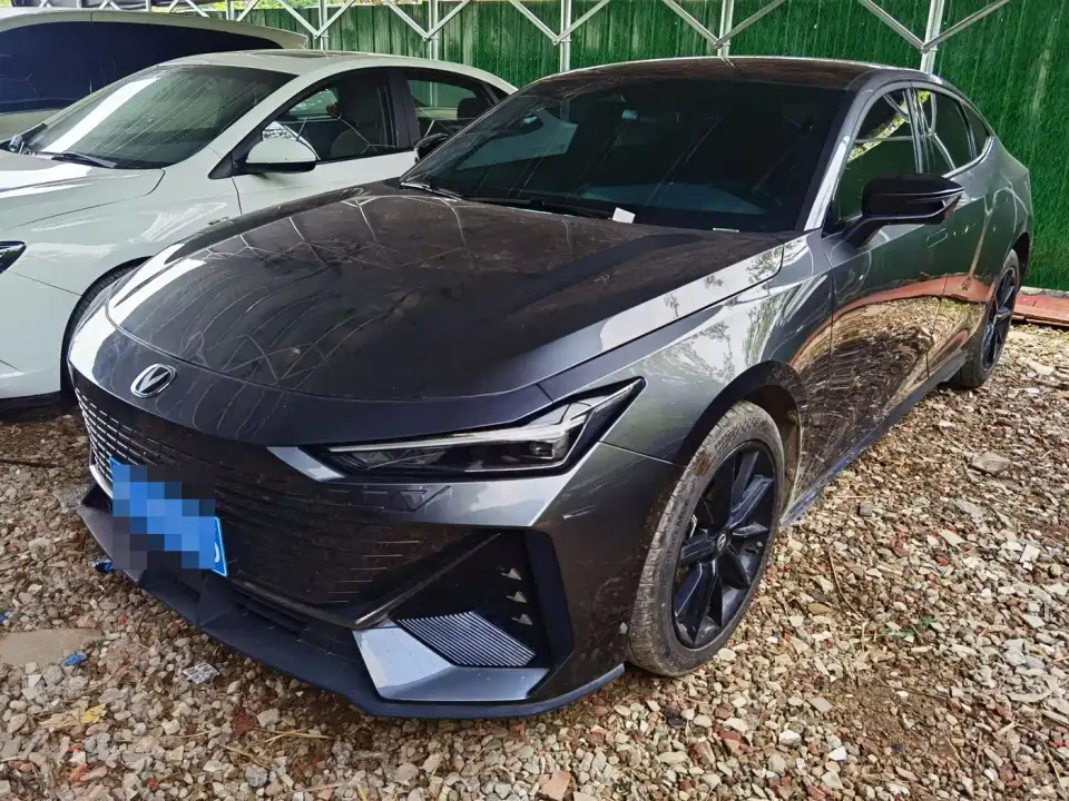 Changan UNI-V 1.5T Premium Edition 2024