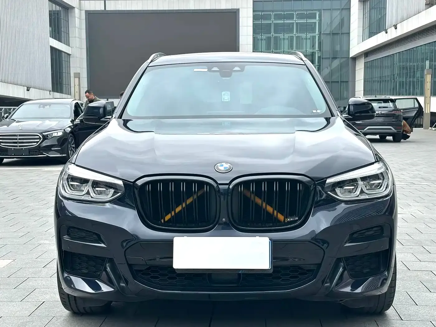 BMW X3 xDrive30i Leading M Sport Package 2020 — фото 2