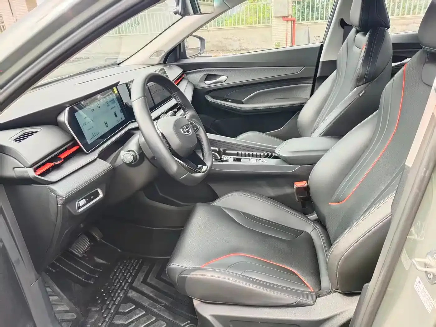 Geely Binrui Binrui COOL 1.5T DCT Swift Edition 2022 — фото 4