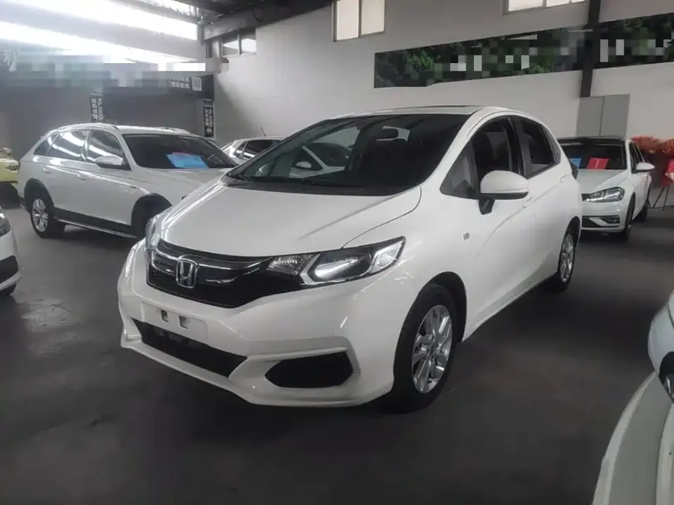 Honda Fit 1.5L CVT Comfort Sunroof Edition 2020