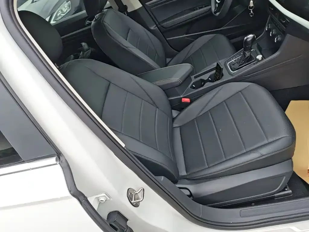 Volkswagen Lavida 1.5L Automatic Comfort Version China V 2019 — фото 25