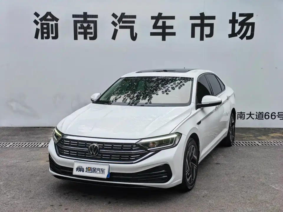 Volkswagen Sagitar 300TSI DSG Surpass Edition 2025