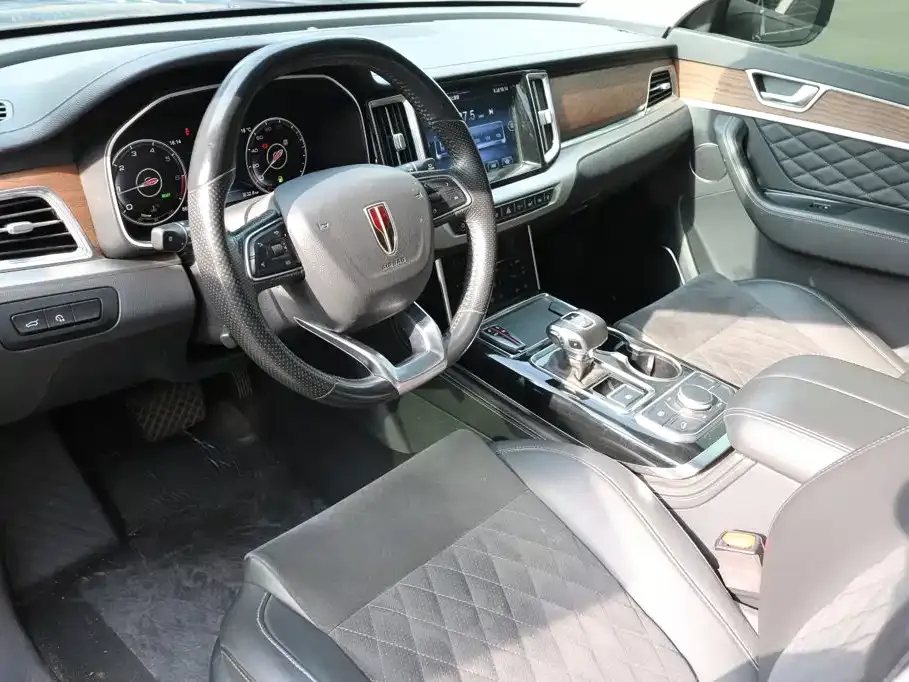 Hongqi HS7 2.0T DCT FWD Smart Connect Qi Chang Edition 2020 — фото 10