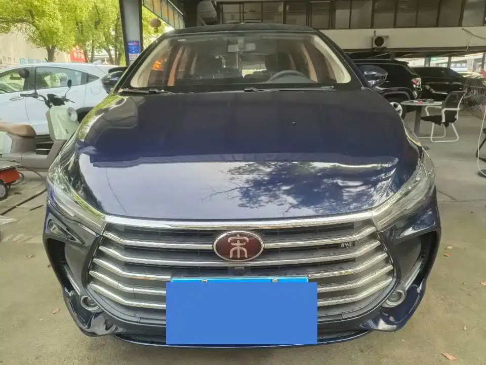 BYD Song MAX 1.5T Auto Smart Connected Luxury 6-Seater 2019