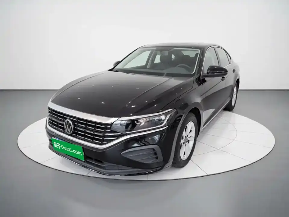 Volkswagen Passat Outstanding 280TSI Business Edition 2025