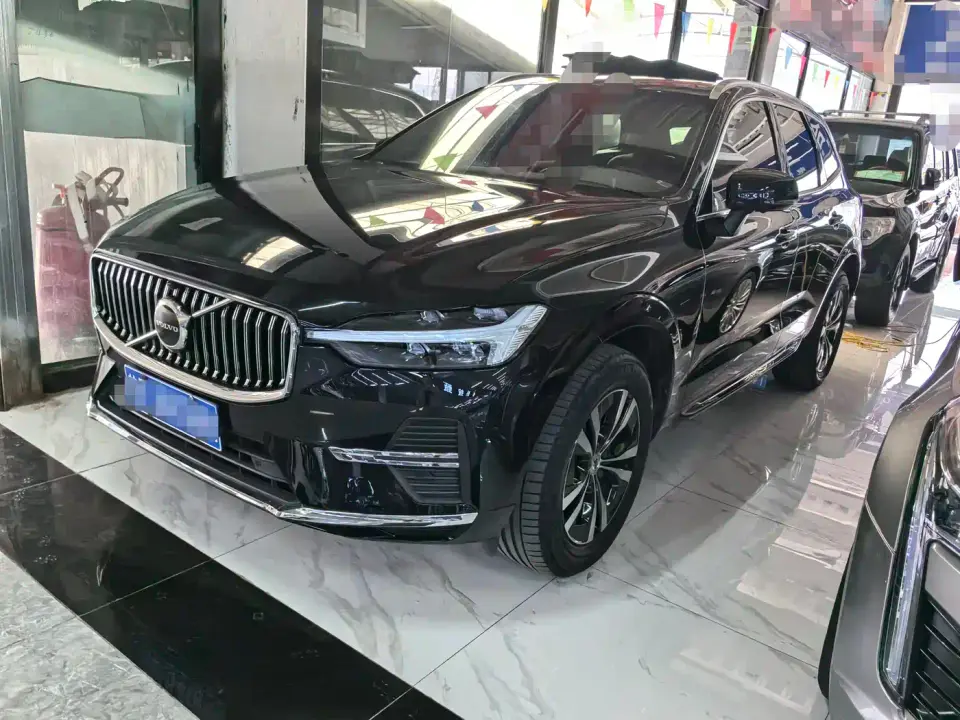 Volvo XC60 B5 AWD Smart Luxury Edition 2023