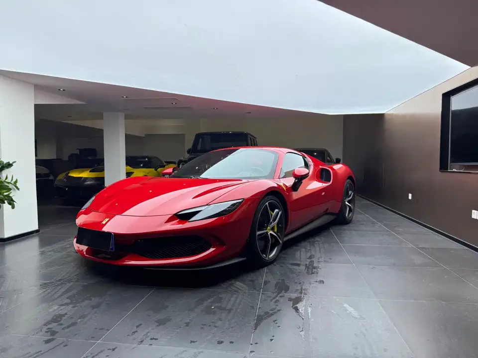 Ferrari 296 3.0T V6 GTS 2025