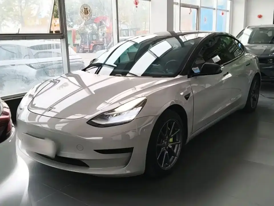 Tesla Model 3 Standard Range Rear-Wheel Drive Upgrade 2020