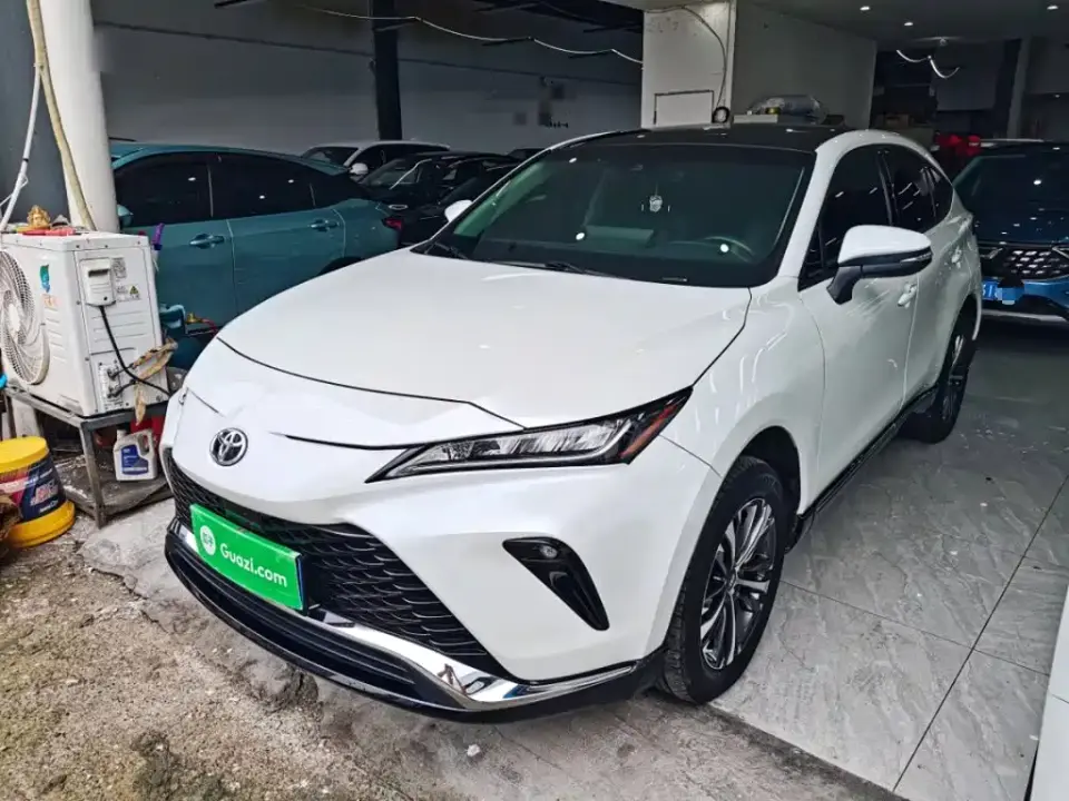 Toyota Venza 2.0L CVT 2WD Luxury 2022