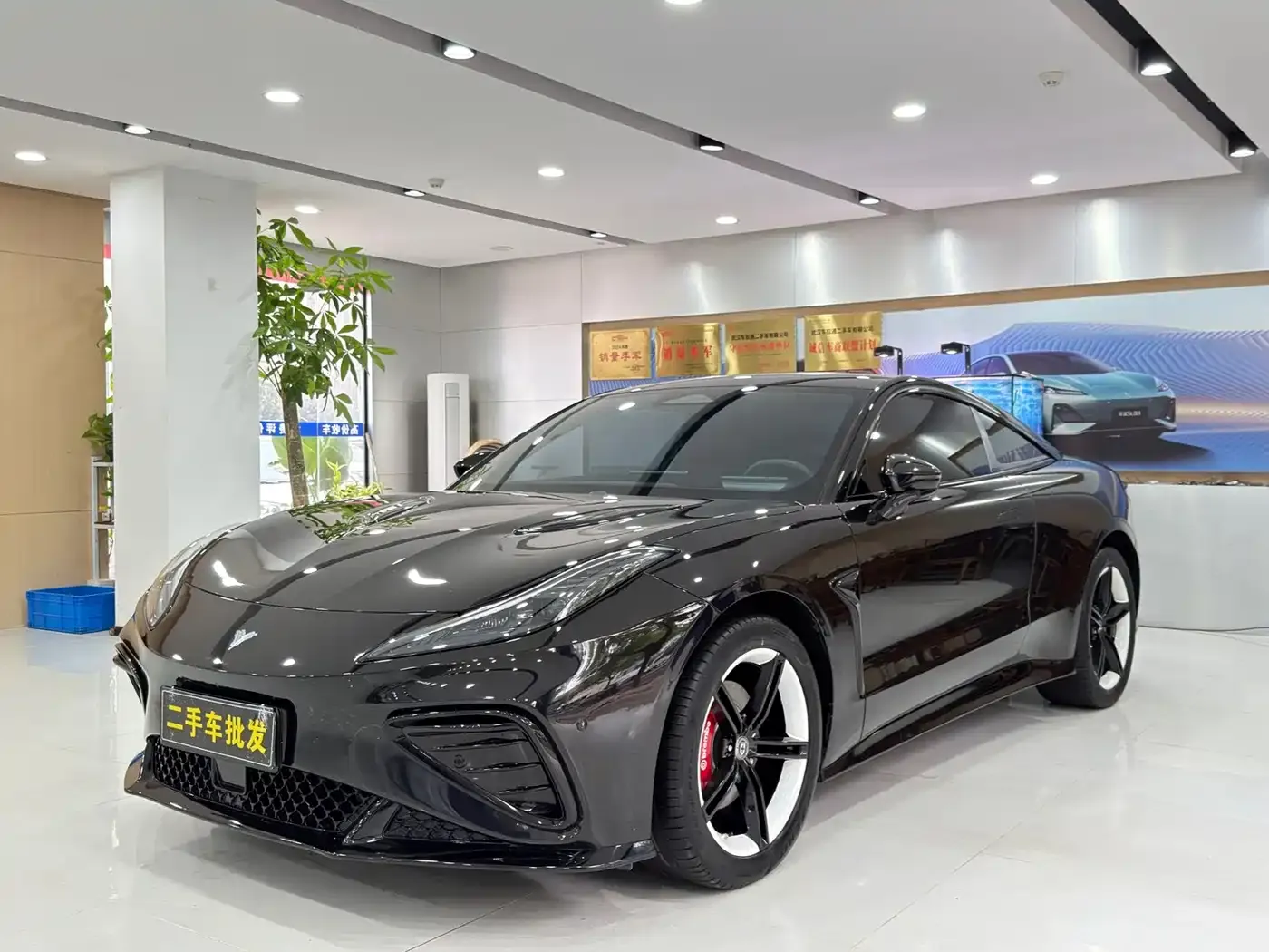 Neta Nezha GT Model 560 Lite 2023