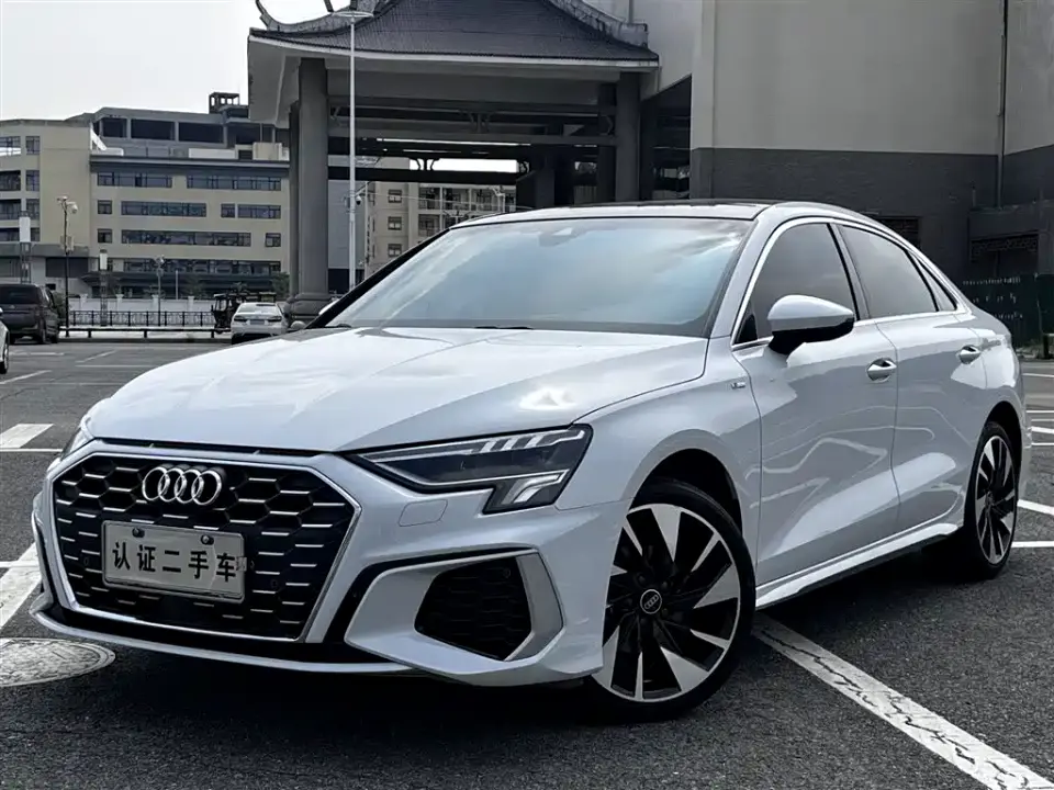 Audi A3 A3L Limousine 35 TFSI Style Sport 2023