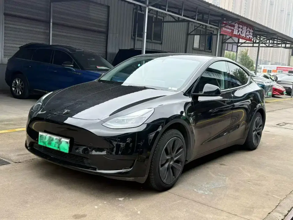 Tesla Model Y Rear-Wheel Drive Edition 2023