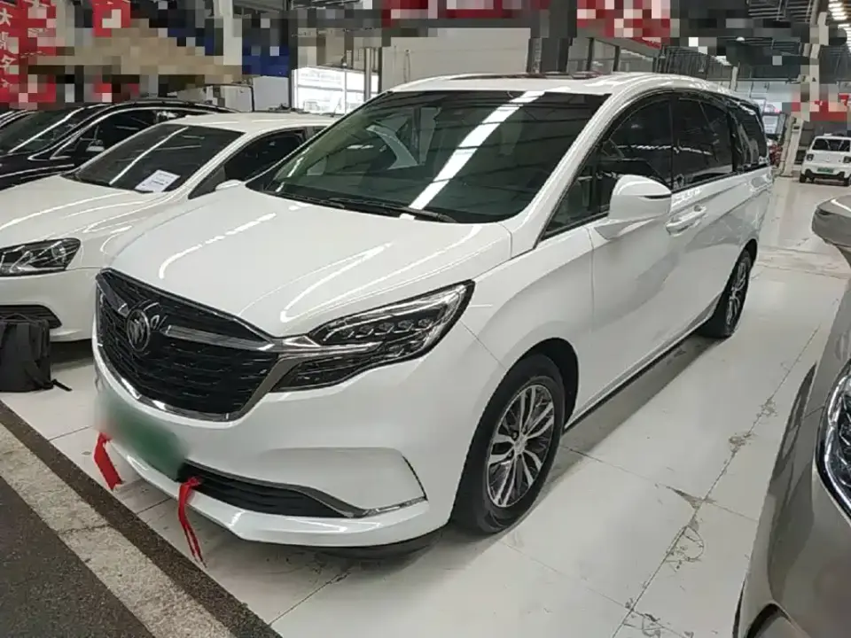 Buick GL8 ES Landmark 653T Premium 2022