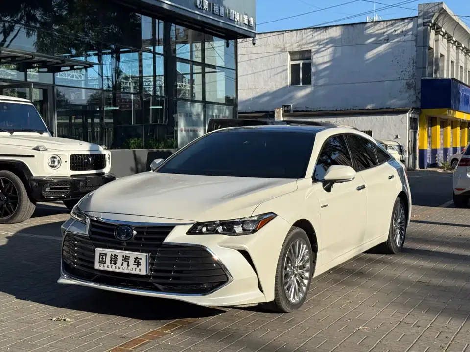 Toyota Avalon Hybrid 2.5L XLE Premium Edition China V 2019
