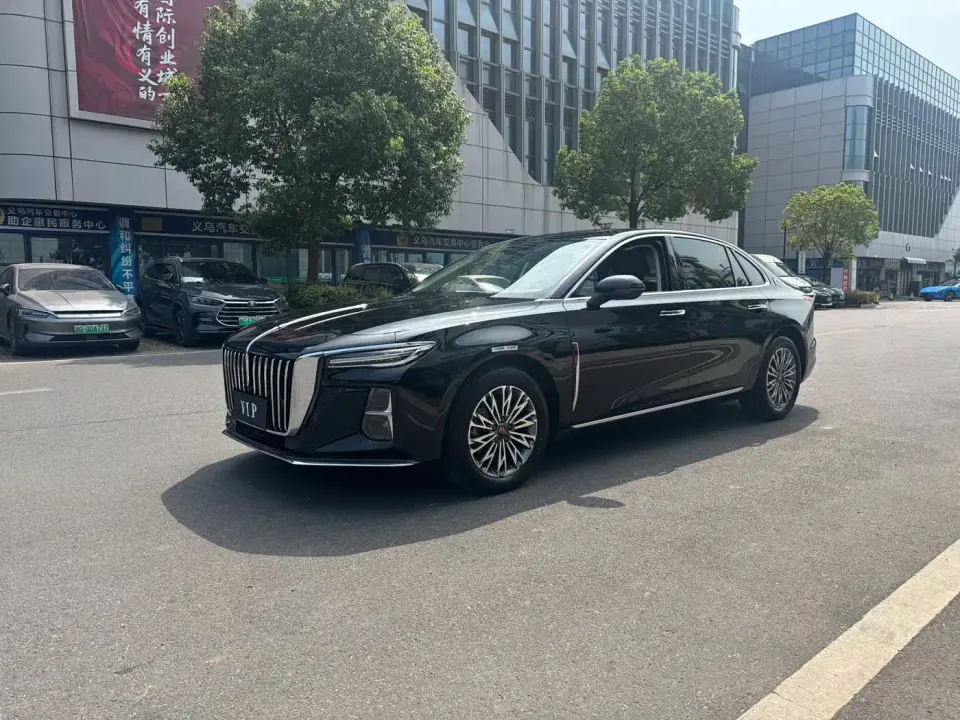 Hongqi H5 2.0T Automatic Smart Connect Flag Enjoy Edition 2025