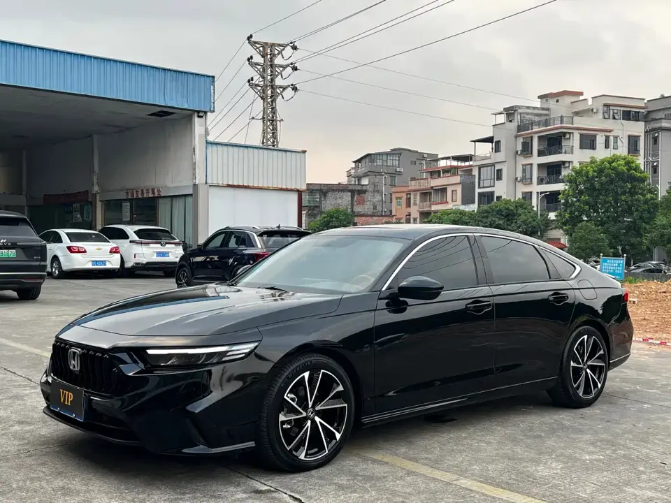 Honda Inspire 260TURBO Elegant Edition 2024