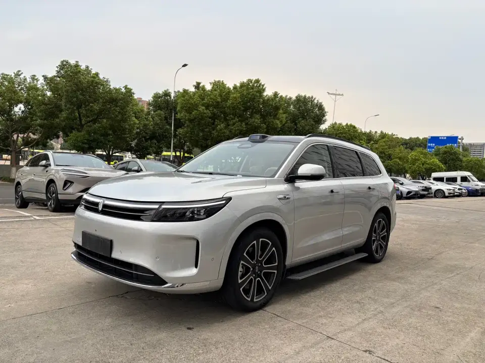 AITO Wenjie AITO M7 1.5T Smart Drive RWD Ultra 6-seater 2024