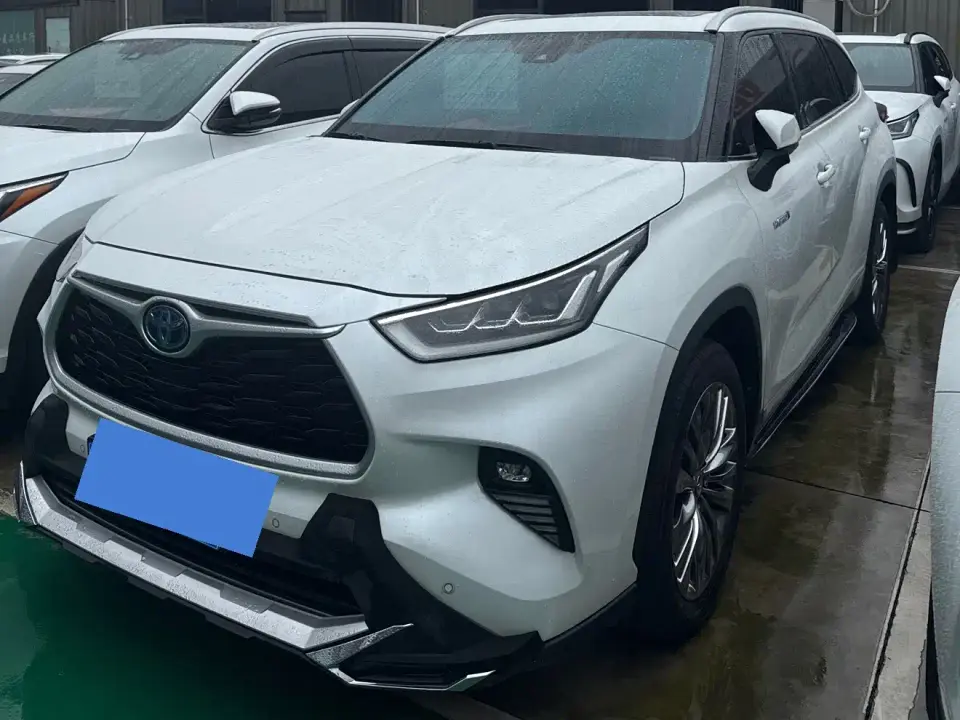 Toyota Highlander Hybrid 2.5L 4WD Luxury 7-Seater 2022