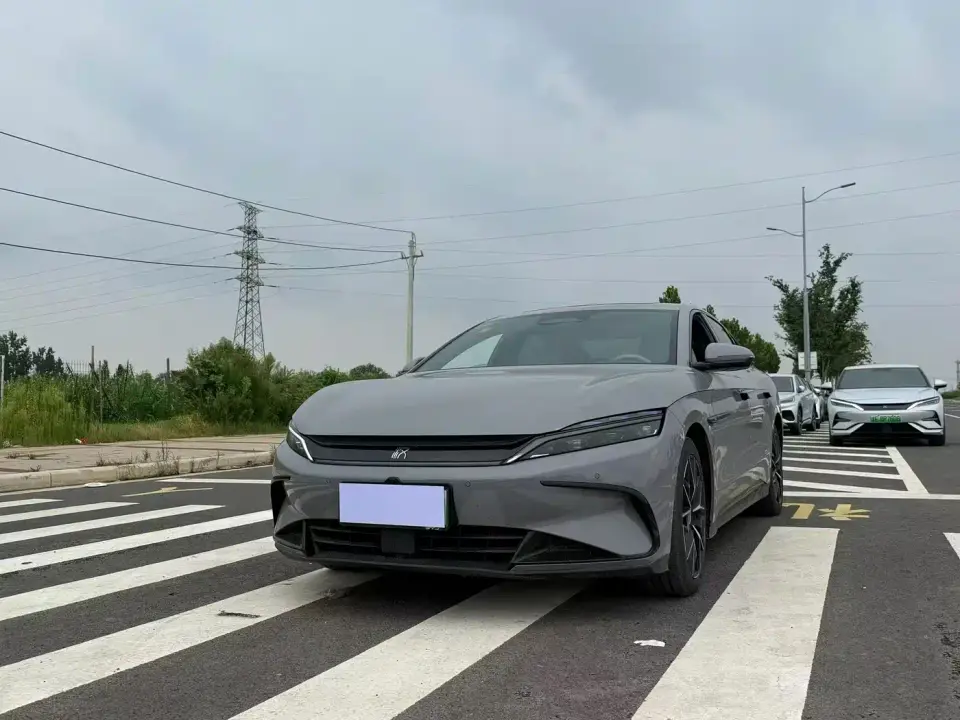 BYD Han DM-i 125KM Premium 2024