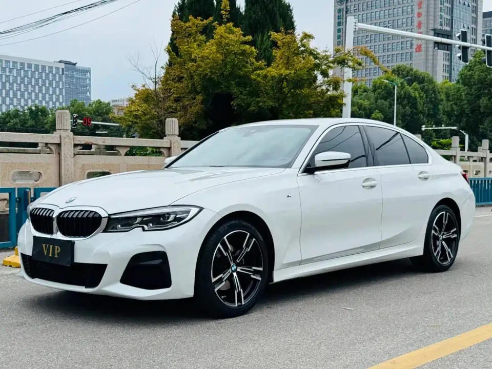 BMW 3 Series 325i M Sport Package 2022