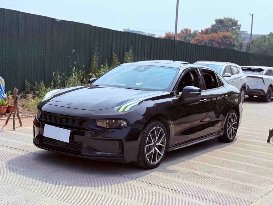 Lynk & Co 03 1.5TD DCT Power Pro Version China V 2019