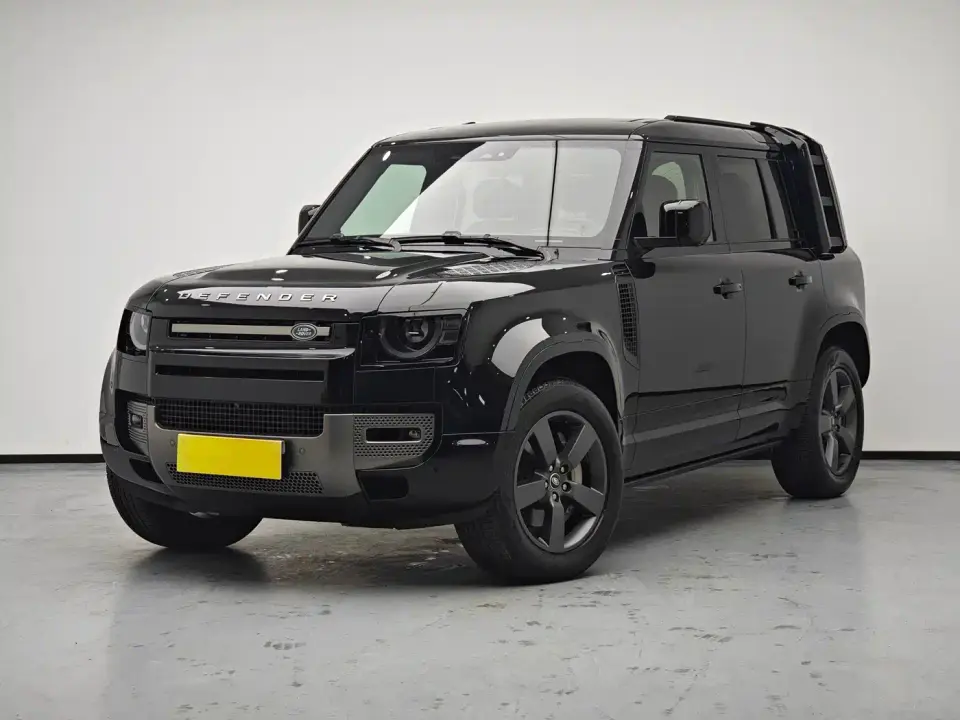 Land Rover Defender 110 3.0T P400 -Dynamic HSE 2025