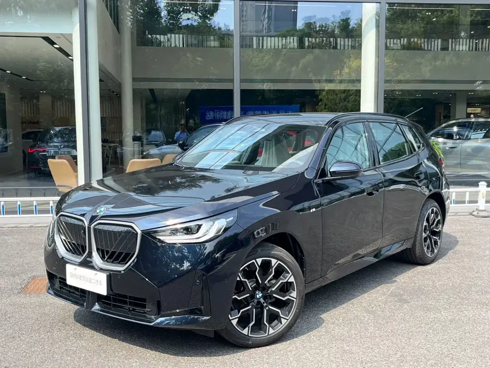 BMW X3 xDrive30L Leading Trim M Sport Shadowline Package 2026