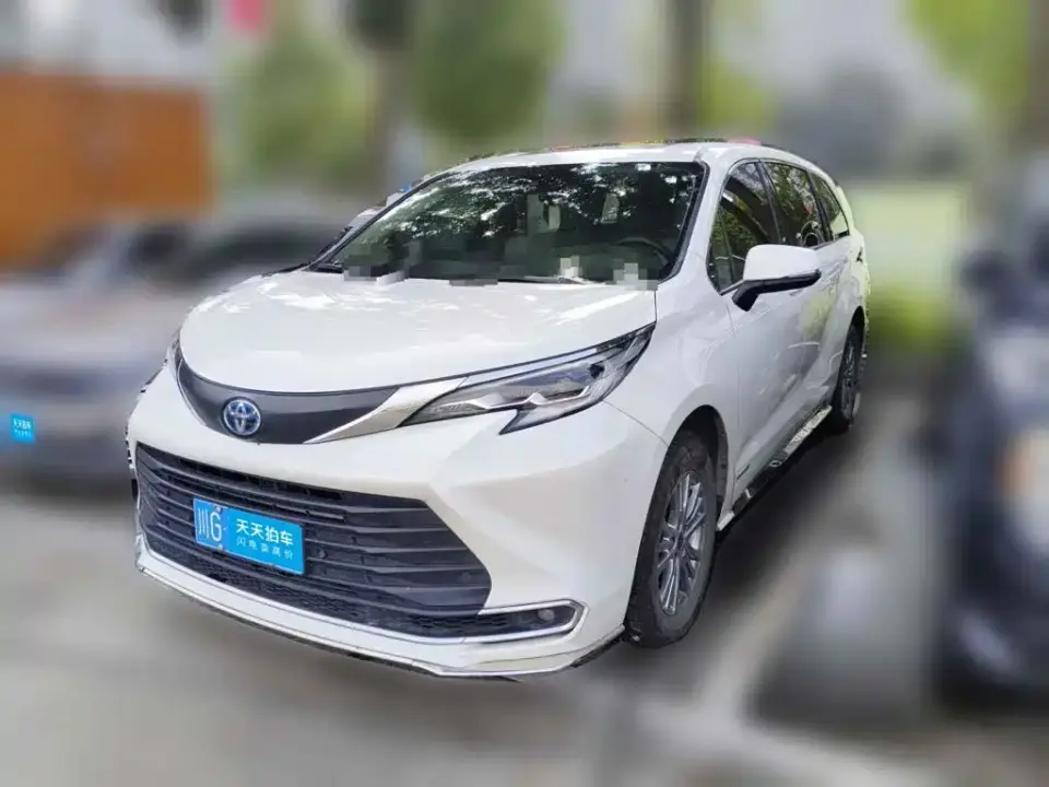 Toyota Sienna 2.5L Hybrid Comfort Edition 2023