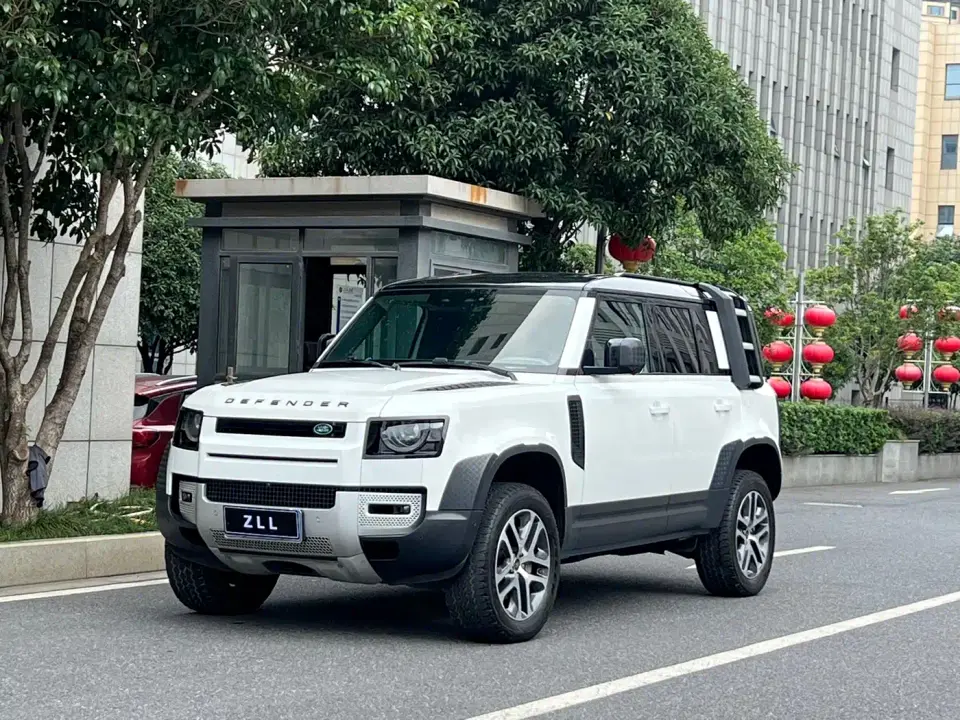 Land Rover Defender 110 P400 Dark Special Edition 2021