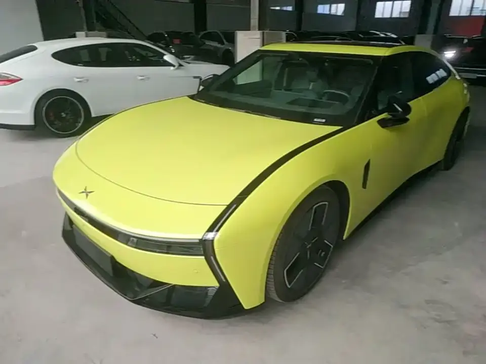 XPeng P7 702km Long Range Edition 2025