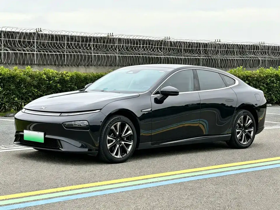 XPeng P7 670E Wing Edition 2021