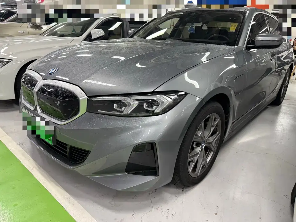 BMW i3 eDrive 35 L 2022