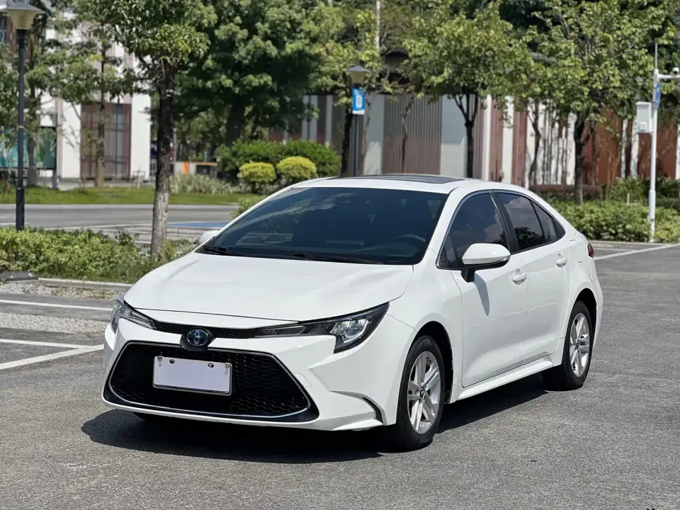 Toyota Levin Dual Engine 1.8H E-CVT Luxury Edition 2023
