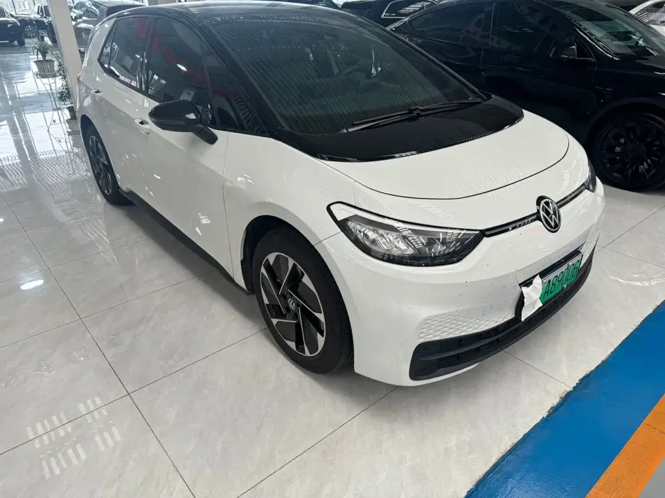Volkswagen ID.3 Smart Edition Outstanding 2025