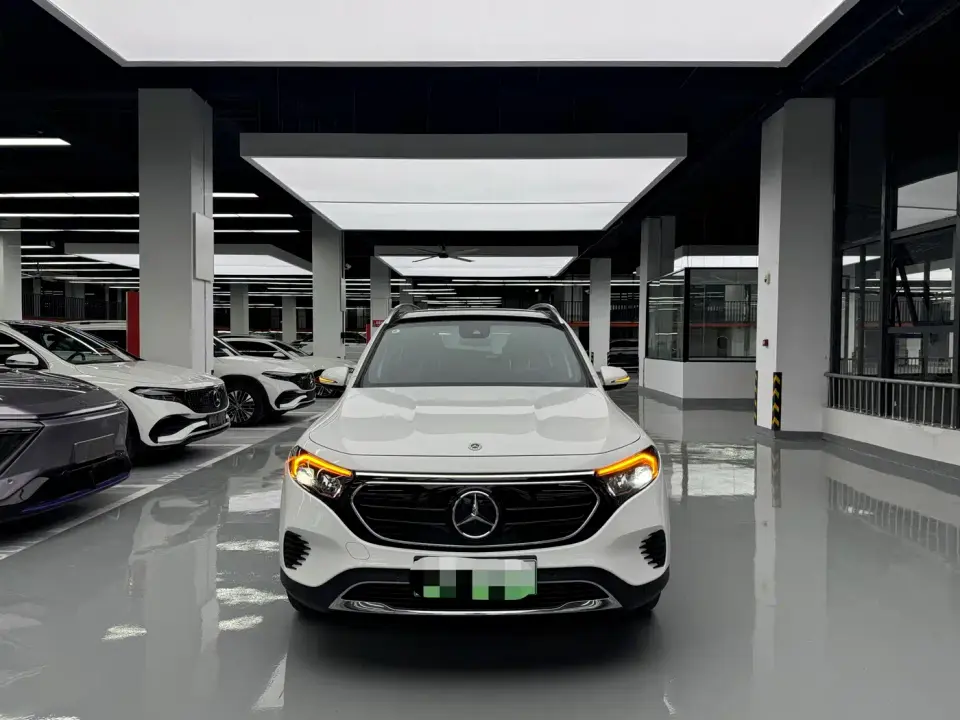 Mercedes-Benz EQB EQB 260 2023