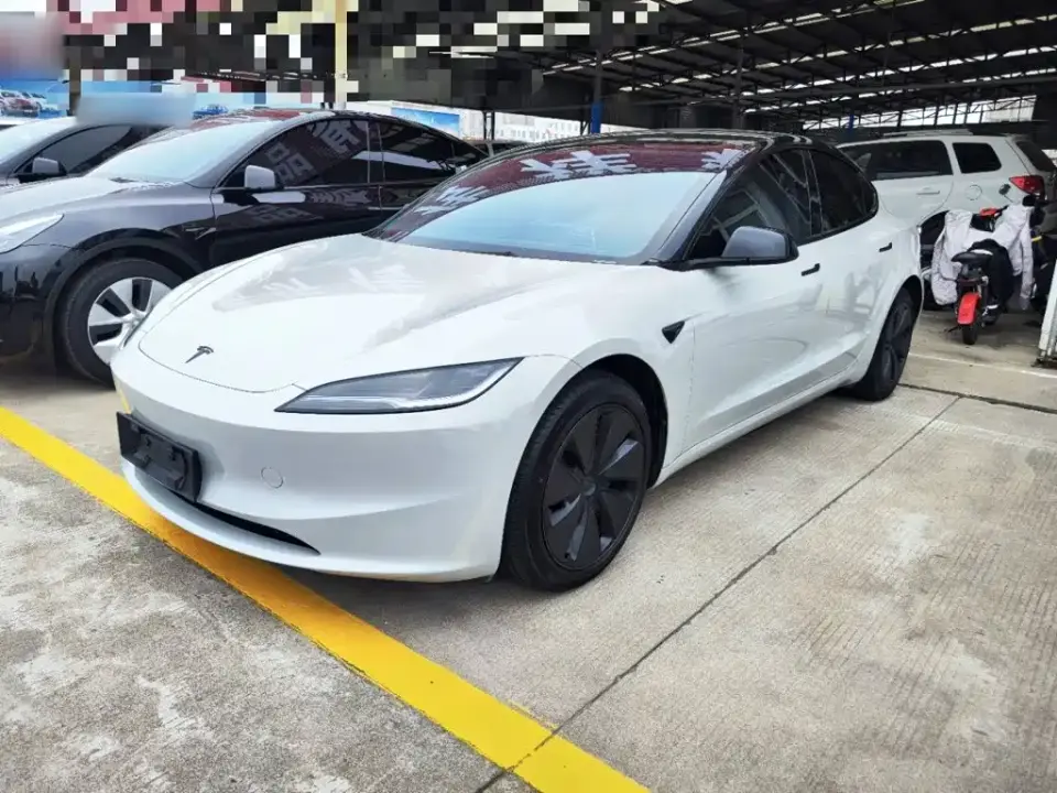Tesla Model 3 Rear-Wheel Drive 2024